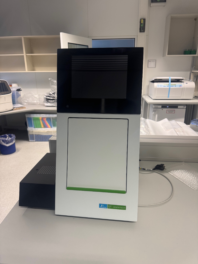 Image of PerkinElmer LabChip GX II Touch HT Automated Bioanalysis System